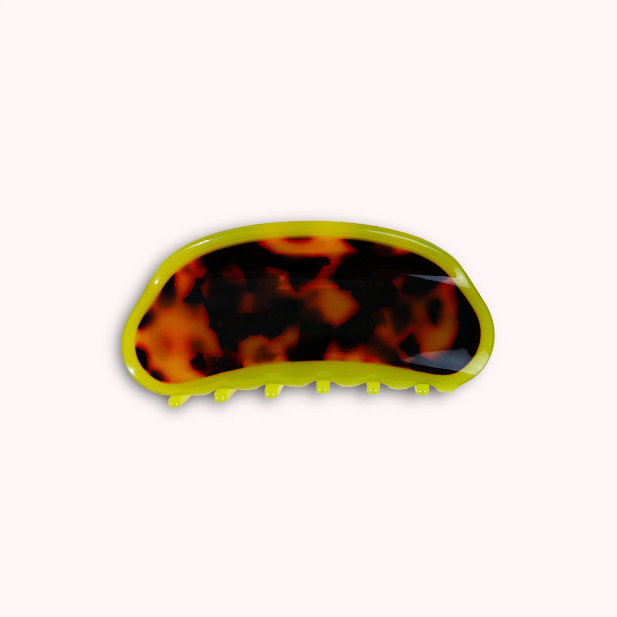 Luella Medium Hair Claw – Passionfruit
