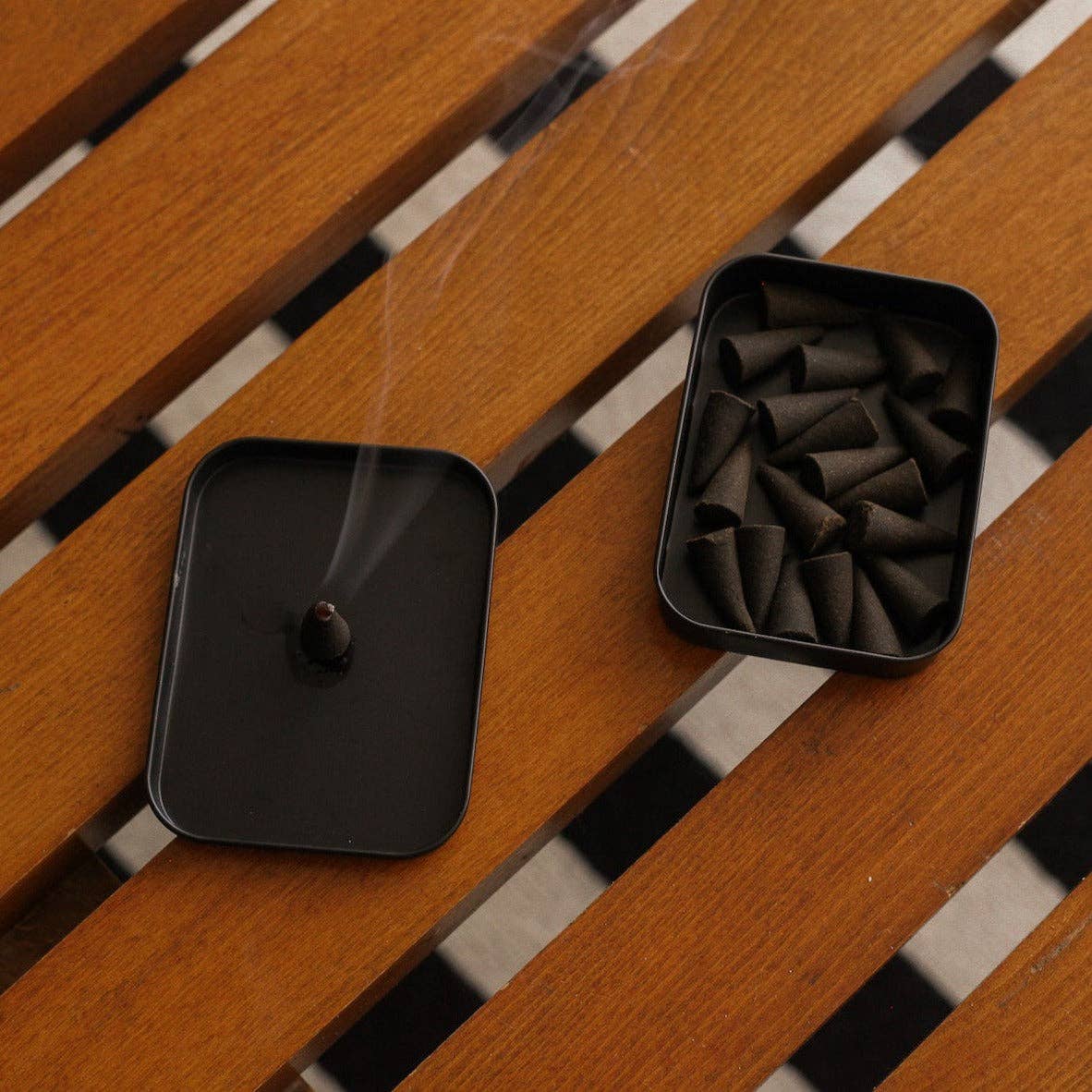 Hinoki Sesame - elsewhere Collection Incense Cones